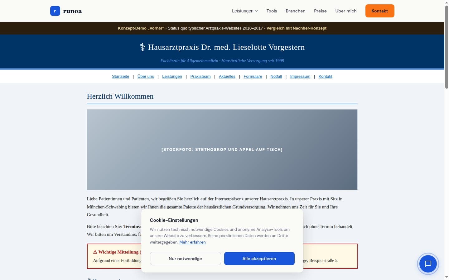 Screenshot einer typischen Arztpraxis-Website im Stil 2010–2017: blau-weißer Kopfbereich mit Äskulap-Symbol, Times New Roman, Sprechzeiten-Tabelle mit klassischen Werten, Hinweis auf Fortbildung 12.12.2017, PDF-Download-Liste für Formulare, Kontaktdaten mit Fax-Nummer